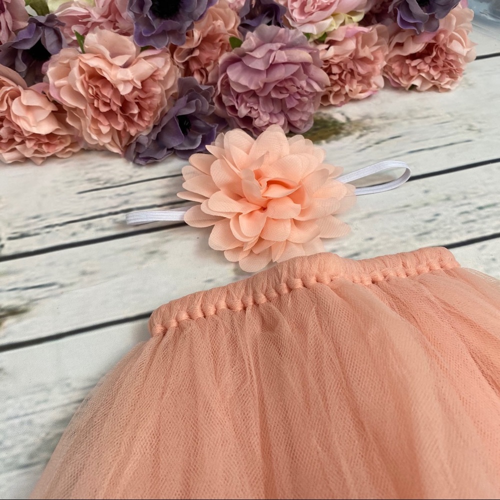 Newborn Peach Tutu and Headband Photography Prop - Picture 3 of 7